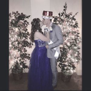 Meet your Posher, Sam